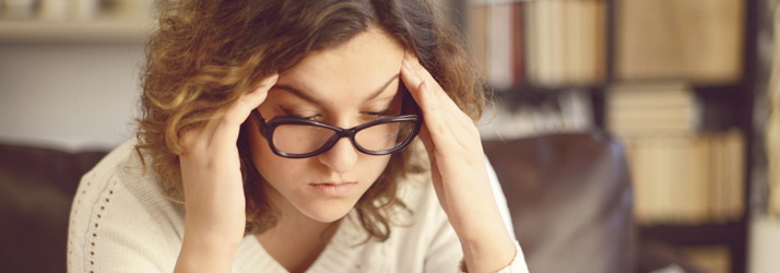 common migraine symptoms such as light sensitivity, sensitivity to loud noises, nausea, and vomiting